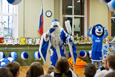 Программа «Новогодний рейс», посещение молодежного центра «Z»