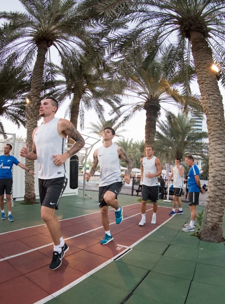 «Газпром»-тренировочные сборы в Дубае: 19 января, вечерняя тренировка