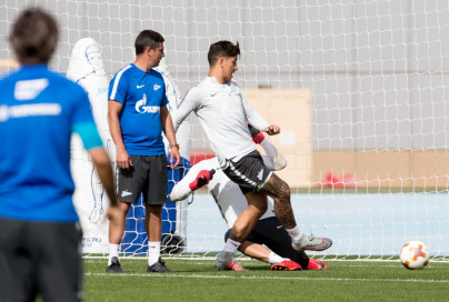 «Газпром»-тренировочные сборы в Дубае: 22 января, утренняя тренировка