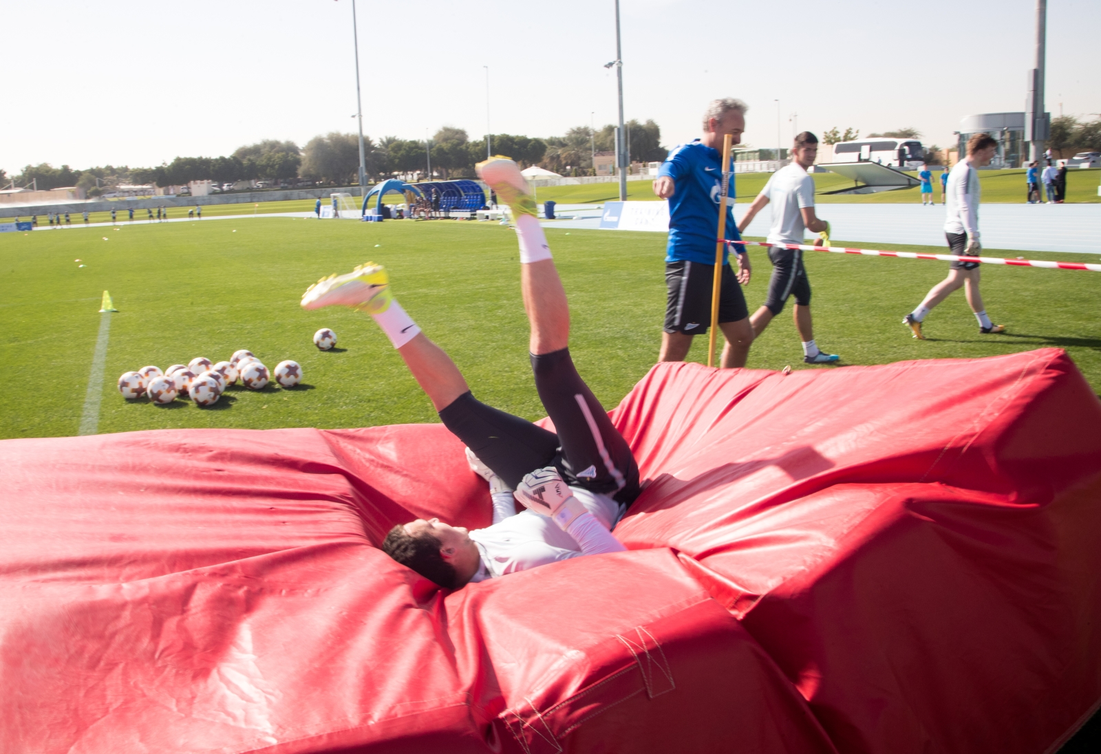 «Газпром»-тренировочные сборы в Дубае: тренировка 23 января