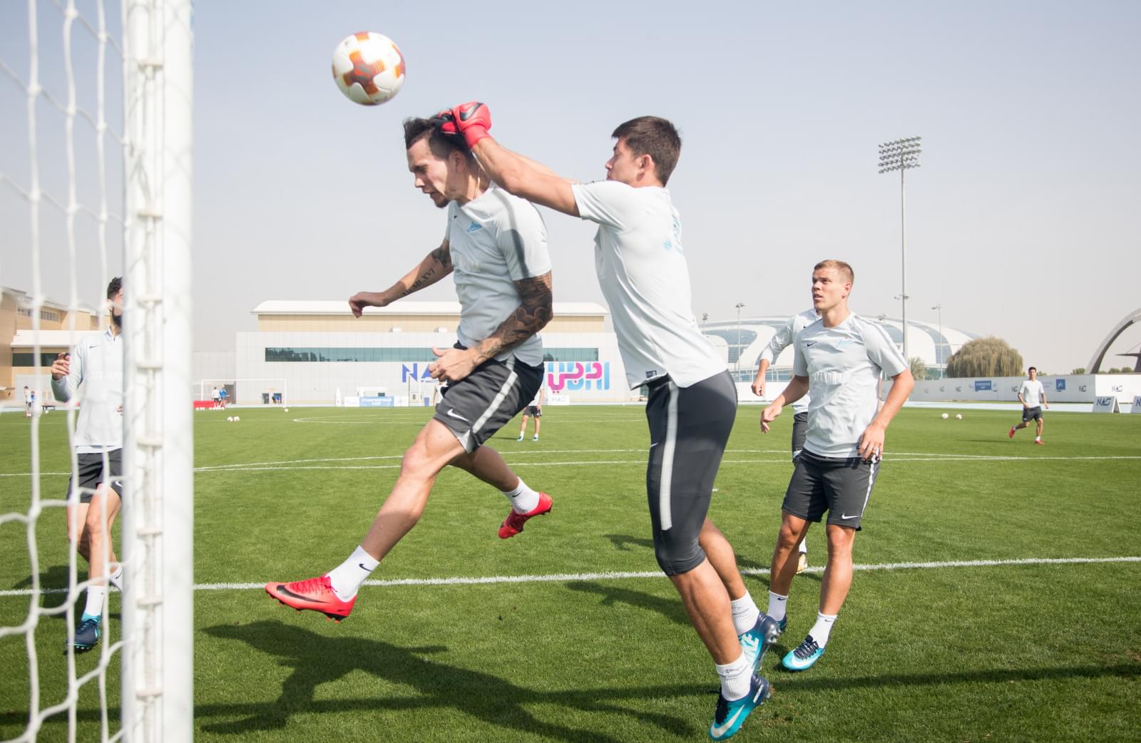 «Газпром»-тренировочные сборы в Дубае: 25 января, утренняя тренировка