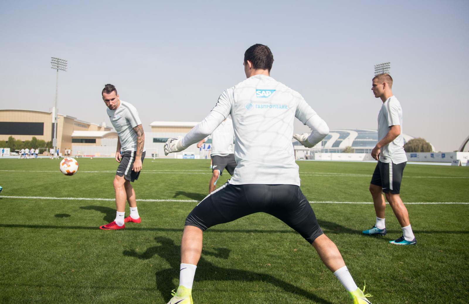«Газпром»-тренировочные сборы в Дубае: 25 января, утренняя тренировка