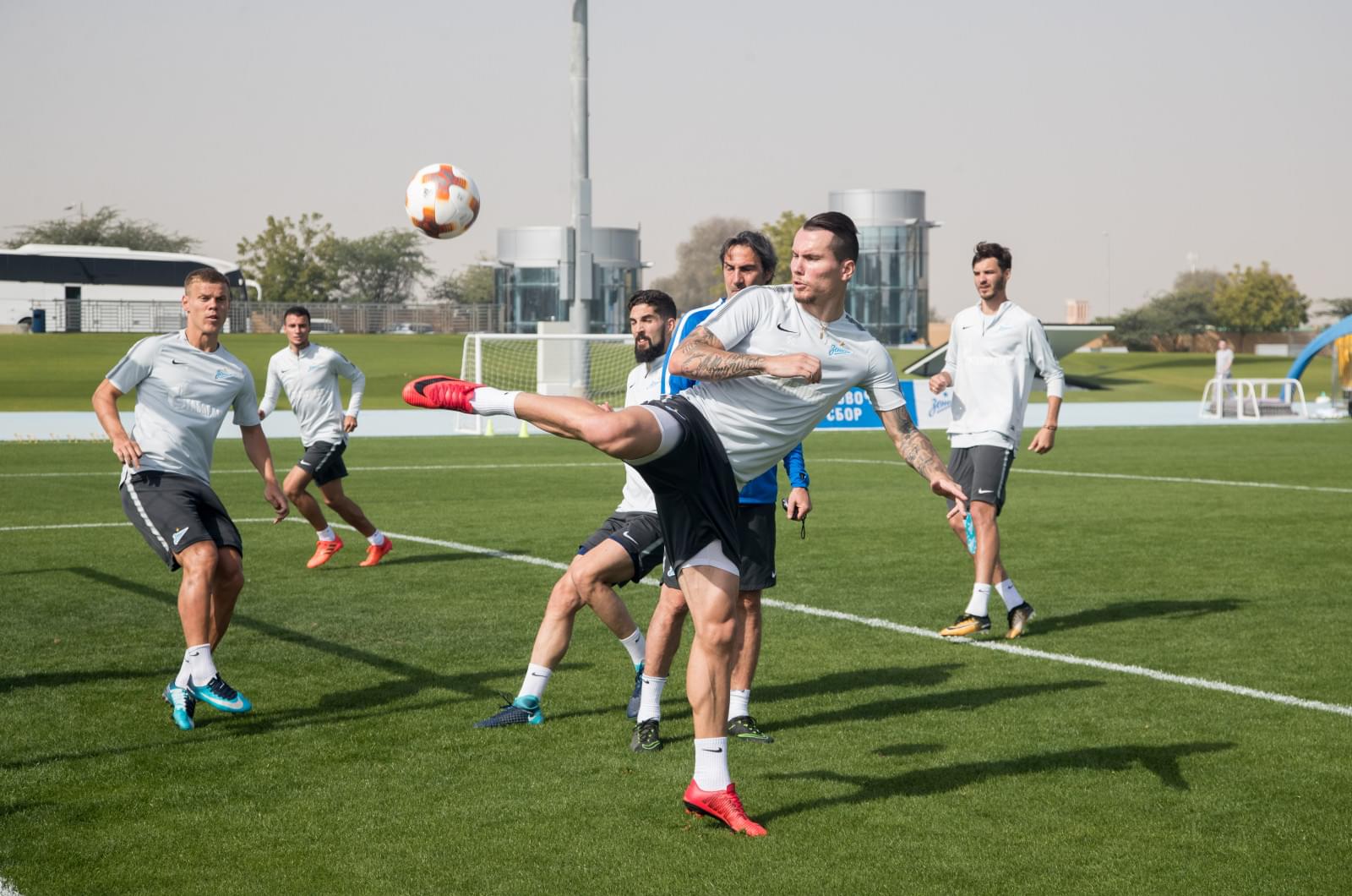 «Газпром»-тренировочные сборы в Дубае: 25 января, утренняя тренировка