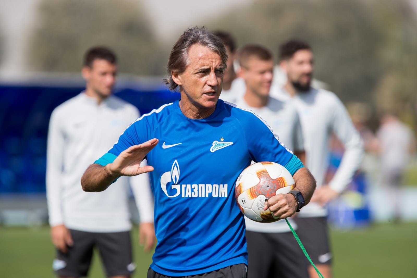 «Газпром»-тренировочные сборы в Дубае: 25 января, утренняя тренировка