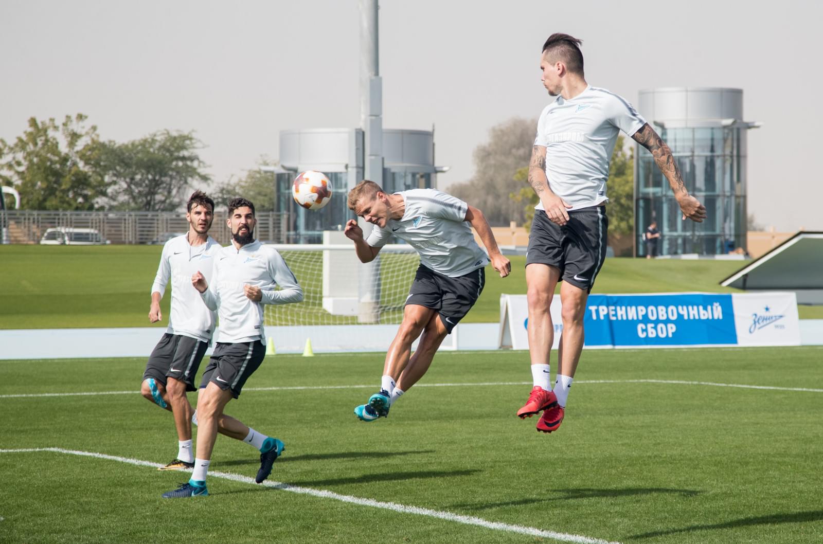 «Газпром»-тренировочные сборы в Дубае: 25 января, утренняя тренировка