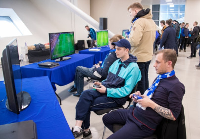 Фан-променад на матче «Зенит» — «Динамо»