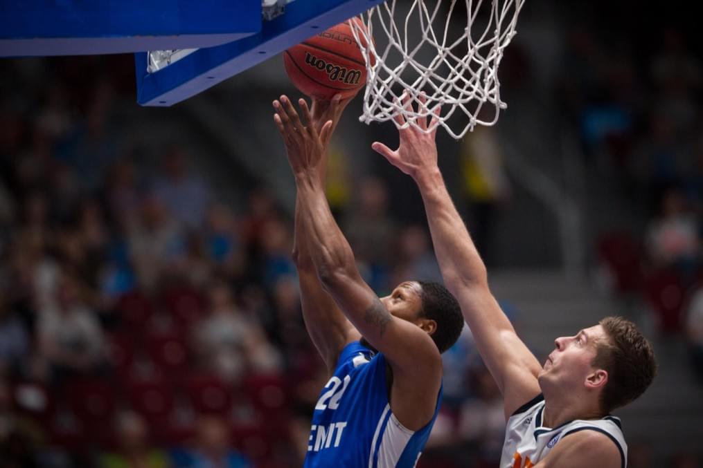 Единая Лига ВТБ 2017/2018, «Зенит» — «Цмоки-Минск»