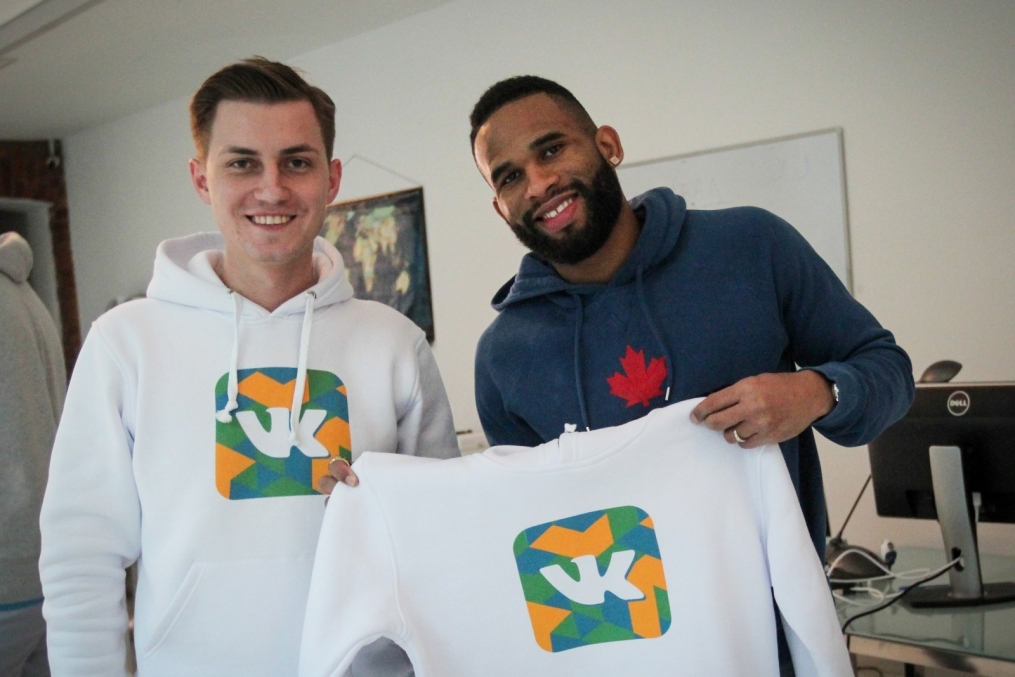 Вальтер Ходж, защитник БК «Зенит» посетил штаб—квартиру социальной сети «ВКонтакте»