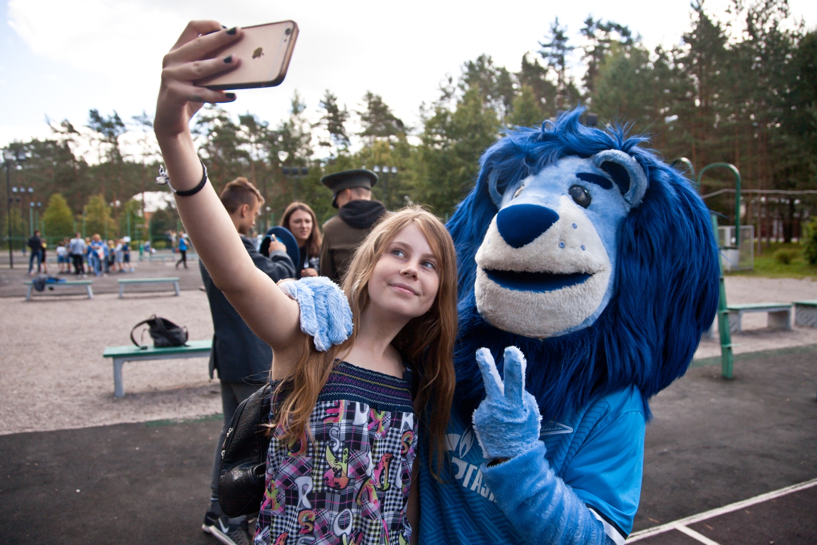 «Клуб добрых дел»: посещение лагеря «Звёздный»