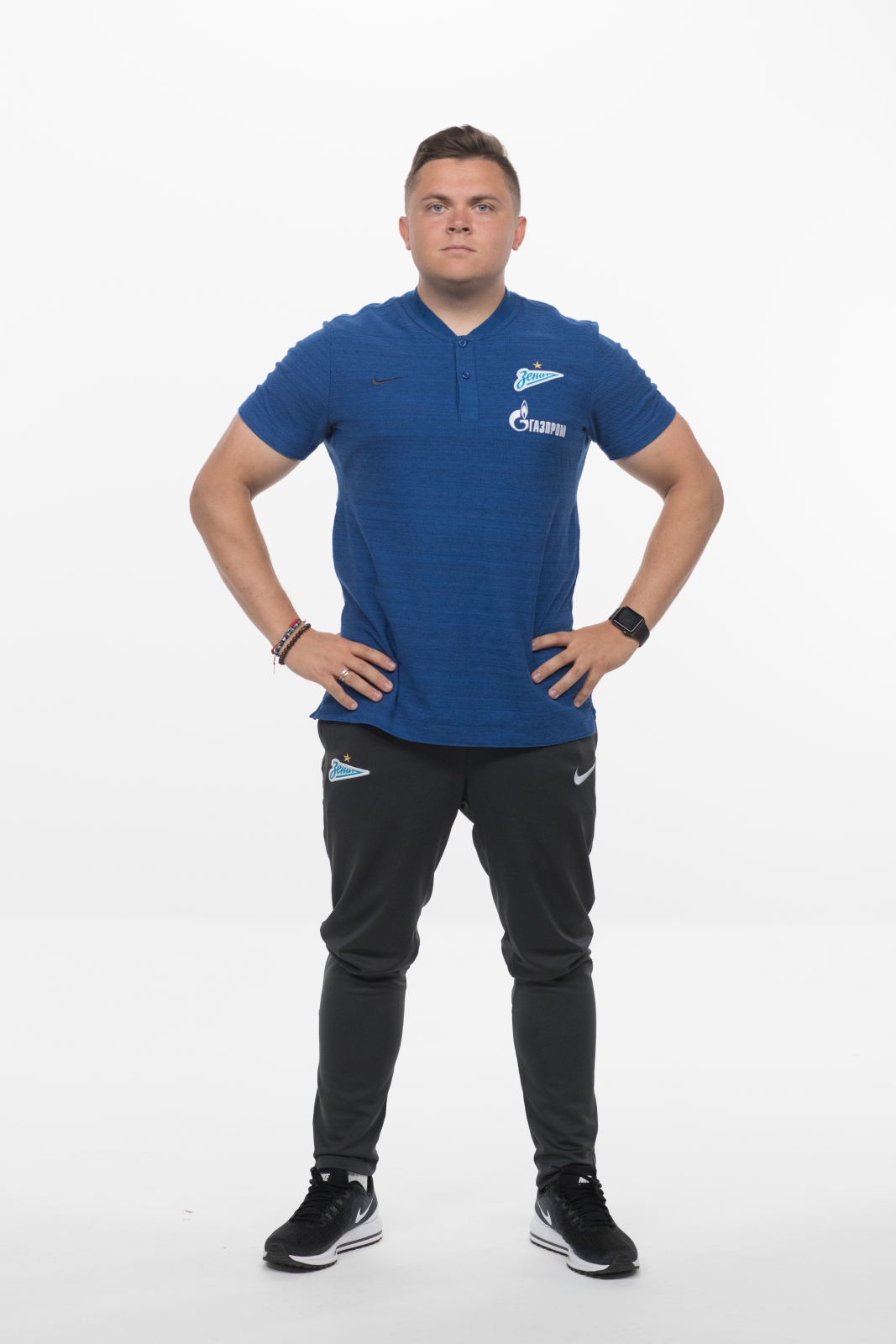 Фотосессия футболистов и тренеров основного состава ФК «Зенит» сезона 2018/19