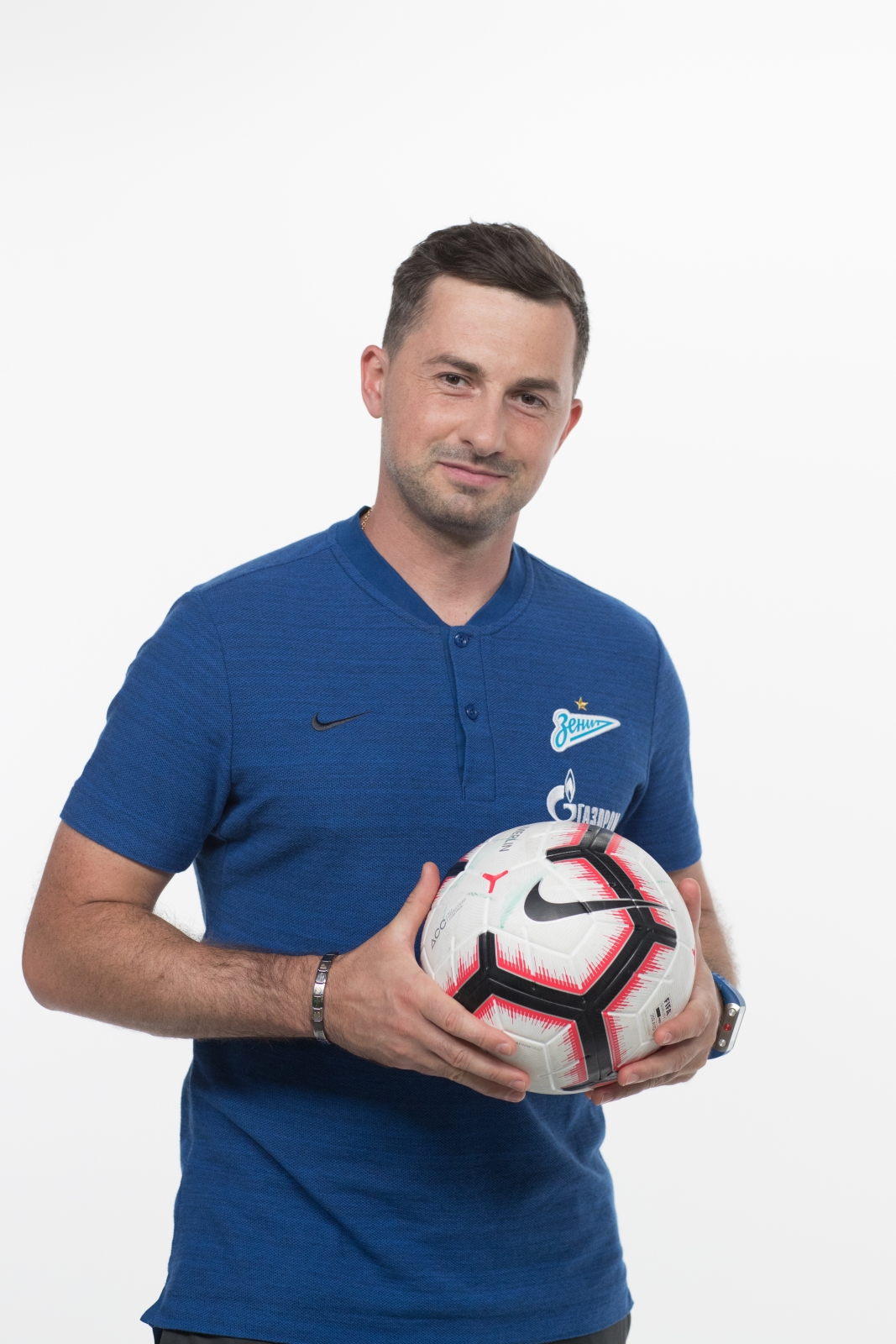 Фотосессия футболистов и тренеров основного состава ФК «Зенит» сезона 2018/19