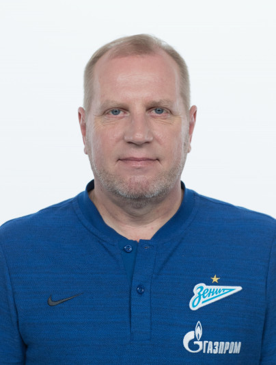 Фотосессия футболистов и тренеров основного состава ФК «Зенит» сезона 2018/19