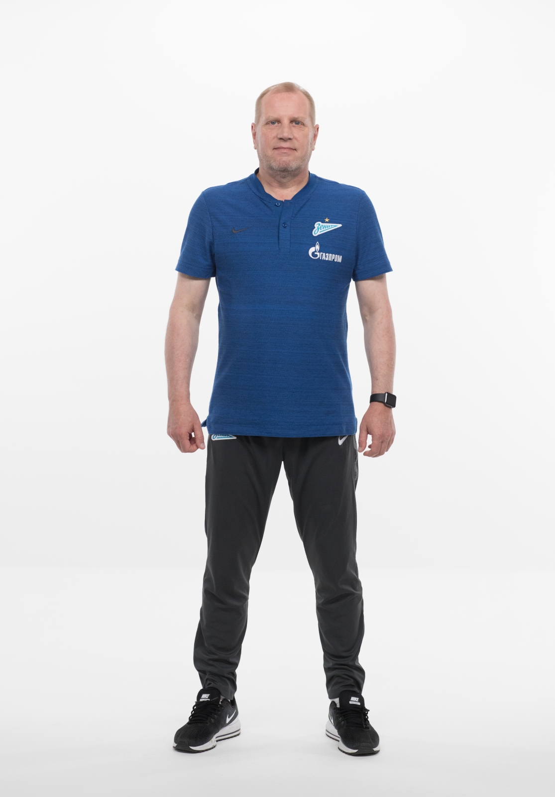 Фотосессия футболистов и тренеров основного состава ФК «Зенит» сезона 2018/19