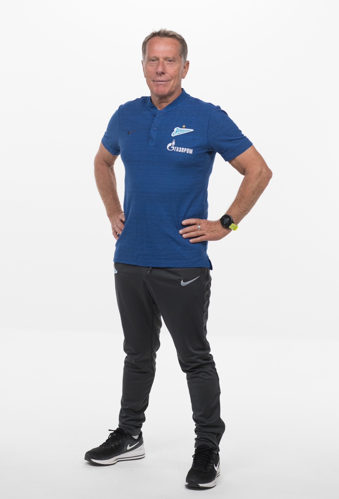 Фотосессия футболистов и тренеров основного состава ФК «Зенит» сезона 2018/19