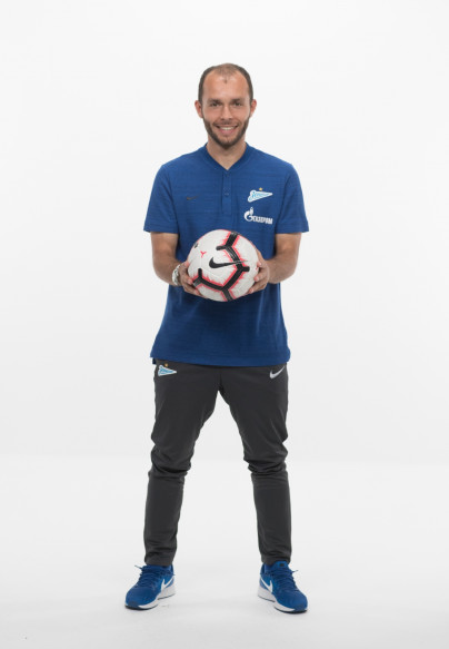 Фотосессия футболистов и тренеров основного состава ФК «Зенит» сезона 2018/19