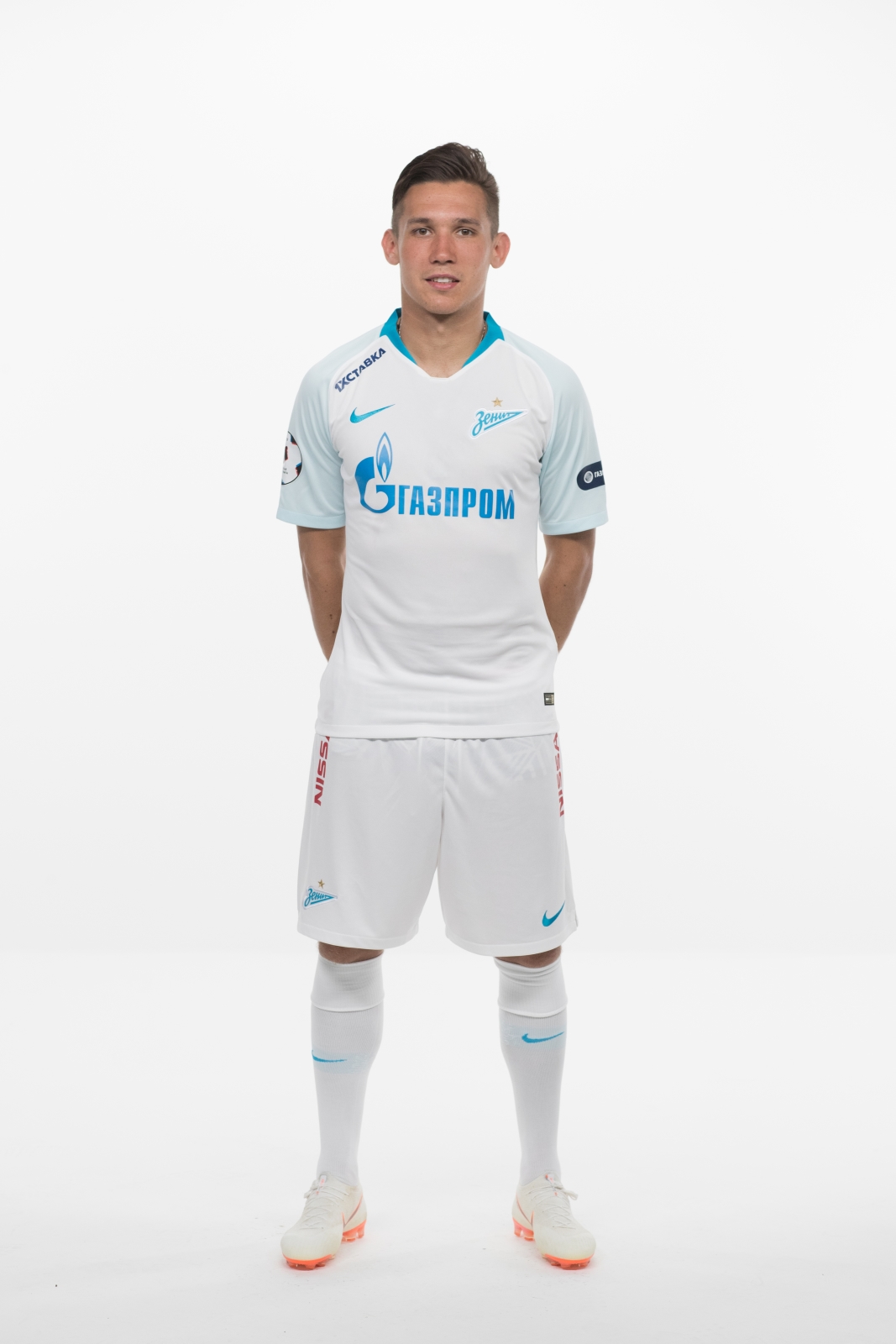 Фотосессия футболистов и тренеров основного состава ФК «Зенит» сезона 2018/19