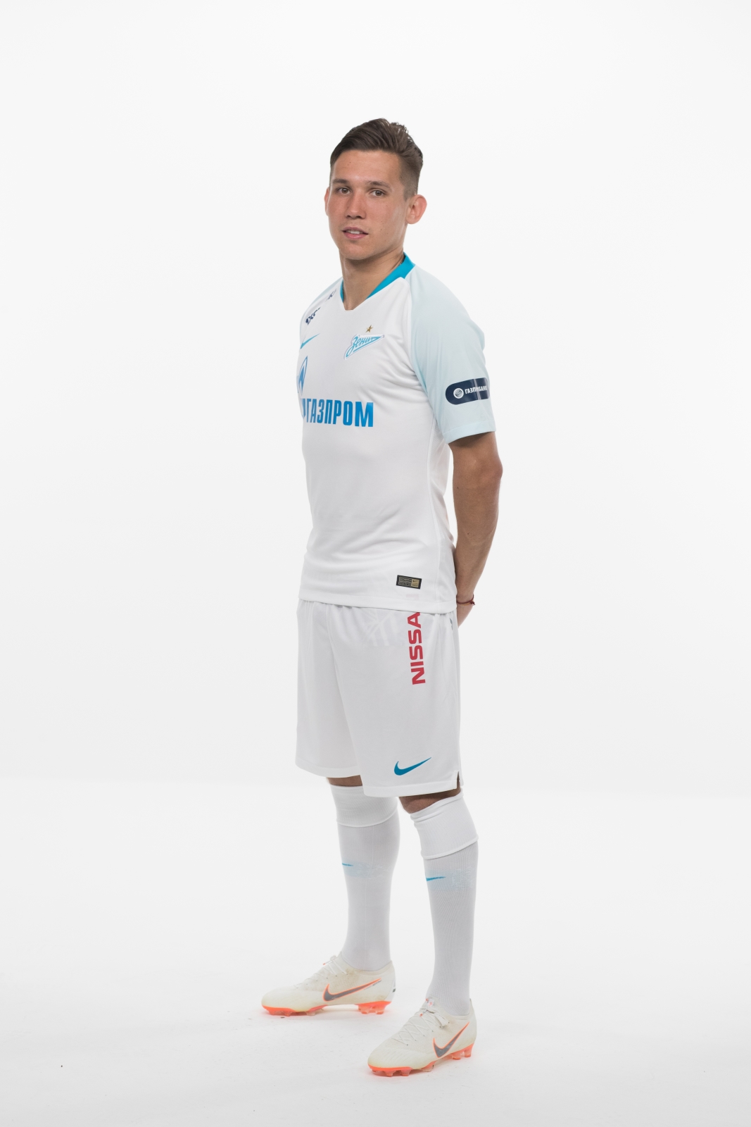 Фотосессия футболистов и тренеров основного состава ФК «Зенит» сезона 2018/19