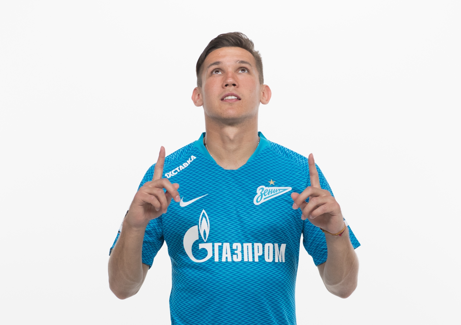 Фотосессия футболистов и тренеров основного состава ФК «Зенит» сезона 2018/19