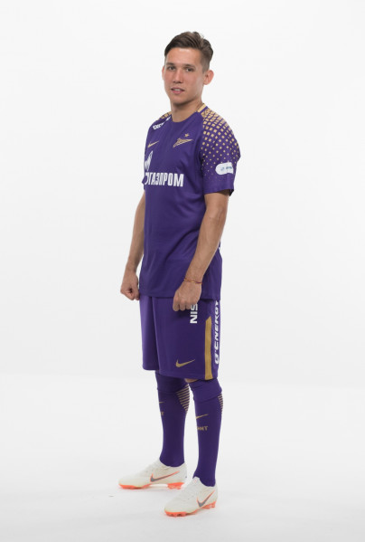 Фотосессия футболистов и тренеров основного состава ФК «Зенит» сезона 2018/19