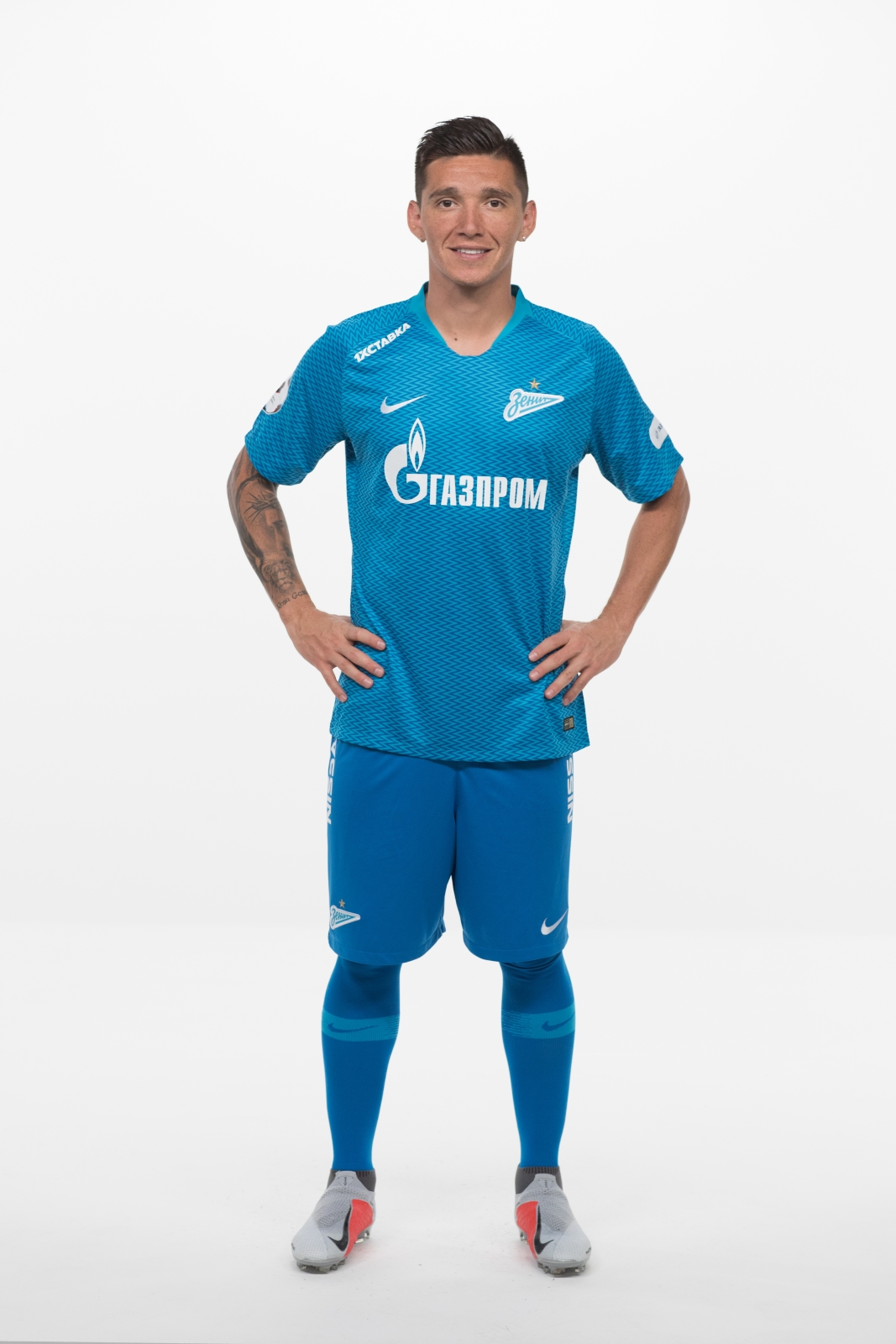 Фотосессия футболистов и тренеров основного состава ФК «Зенит» сезона 2018/19