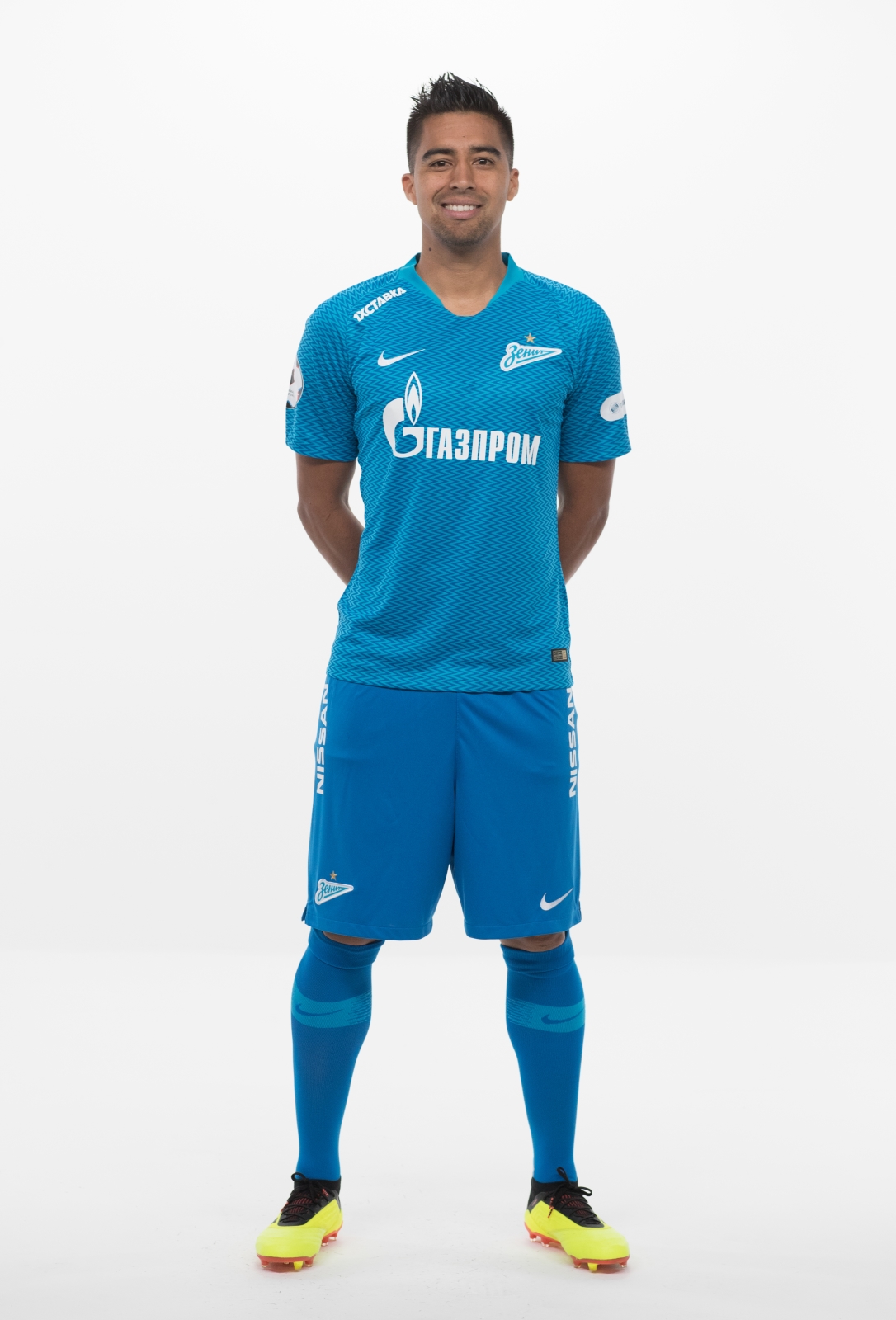 Фотосессия футболистов и тренеров основного состава ФК «Зенит» сезона 2018/19