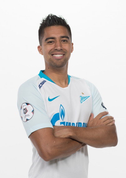 Фотосессия футболистов и тренеров основного состава ФК «Зенит» сезона 2018/19