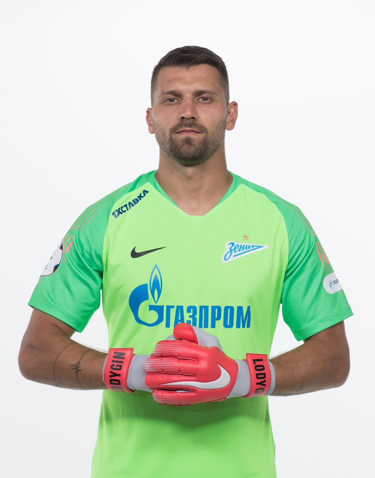 Фотосессия футболистов и тренеров основного состава ФК «Зенит» сезона 2018/19