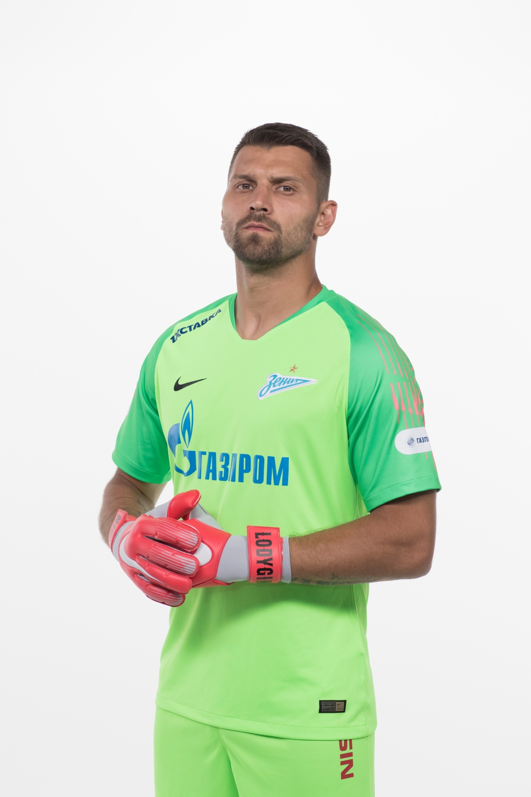 Фотосессия футболистов и тренеров основного состава ФК «Зенит» сезона 2018/19