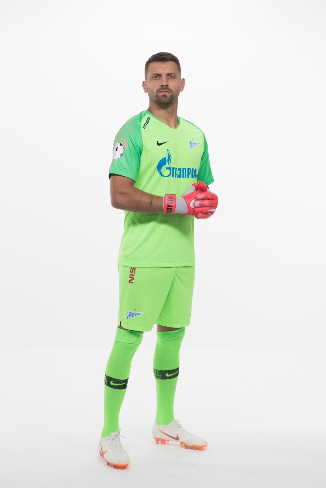 Фотосессия футболистов и тренеров основного состава ФК «Зенит» сезона 2018/19