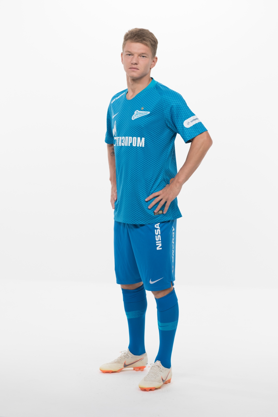 Фотосессия футболистов и тренеров основного состава ФК «Зенит» сезона 2018/19