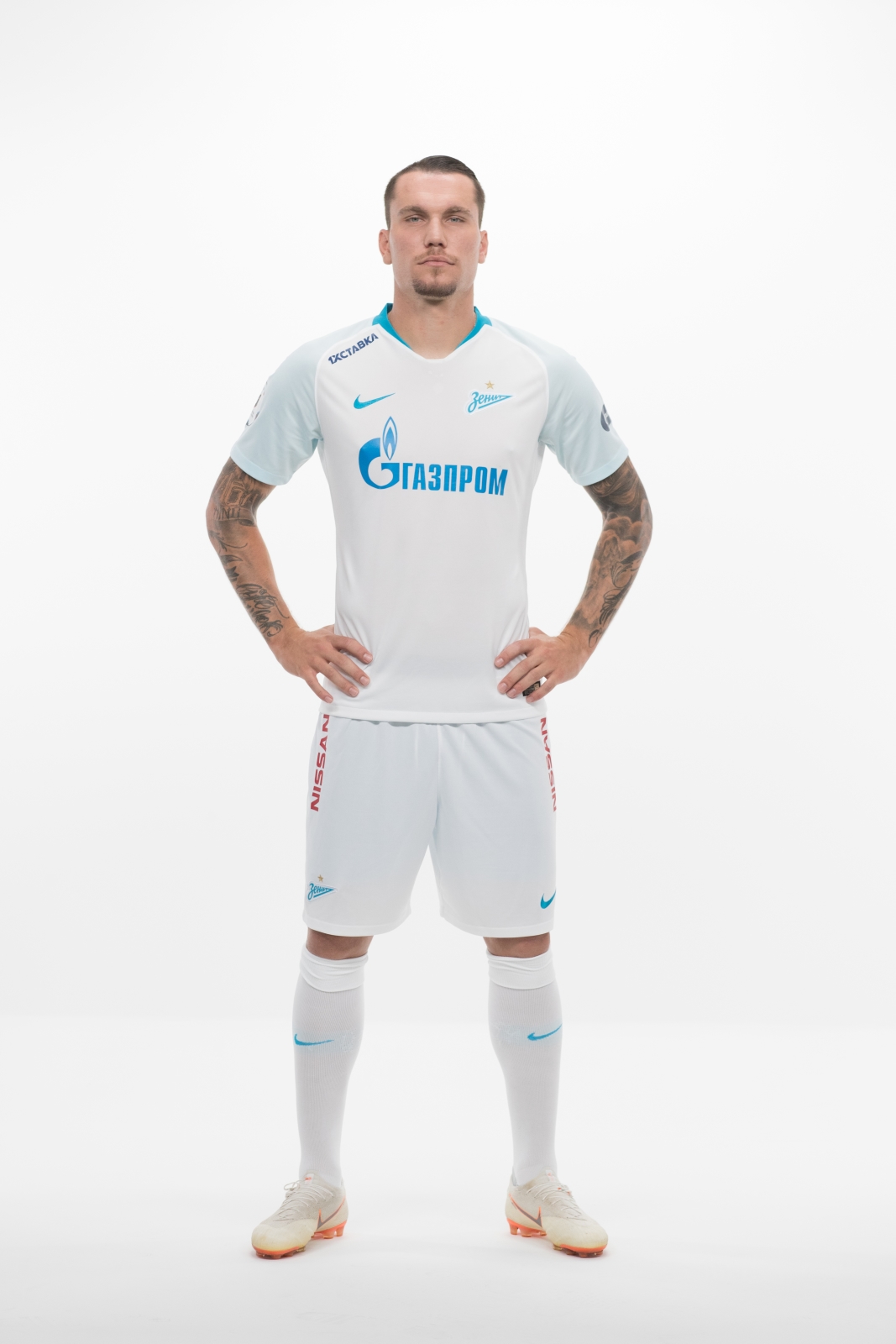 Фотосессия футболистов и тренеров основного состава ФК «Зенит» сезона 2018/19