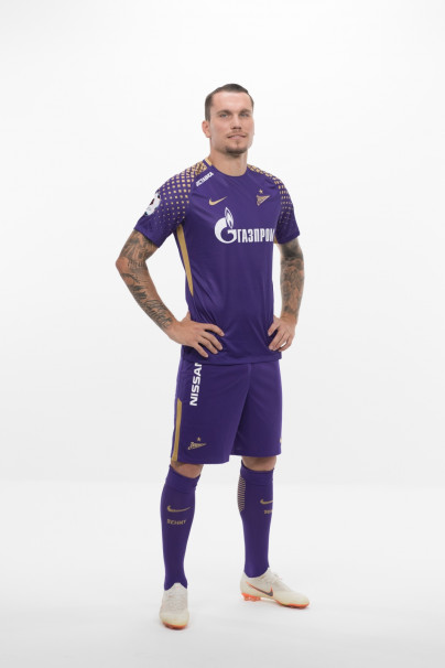 Фотосессия футболистов и тренеров основного состава ФК «Зенит» сезона 2018/19