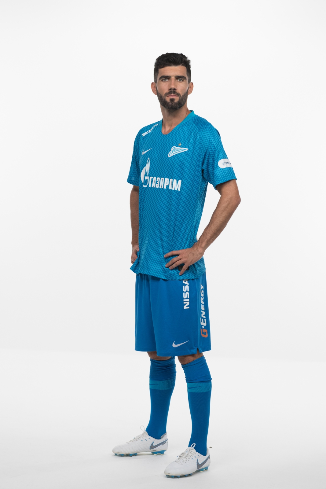 Фотосессия футболистов и тренеров основного состава ФК «Зенит» сезона 2018/19