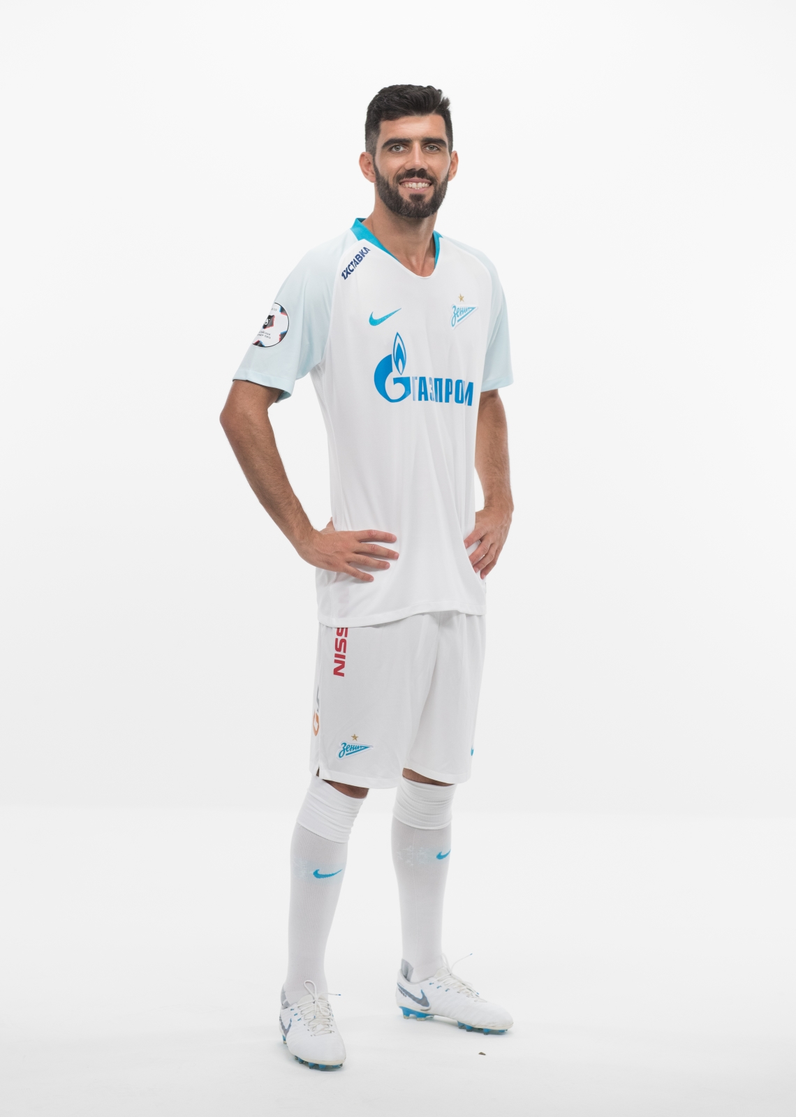 Фотосессия футболистов и тренеров основного состава ФК «Зенит» сезона 2018/19