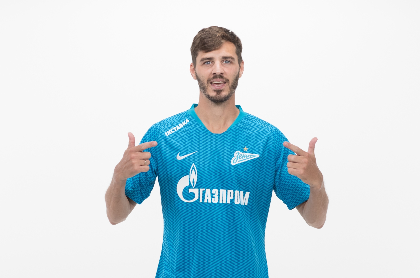 Фотосессия футболистов и тренеров основного состава ФК «Зенит» сезона 2018/19