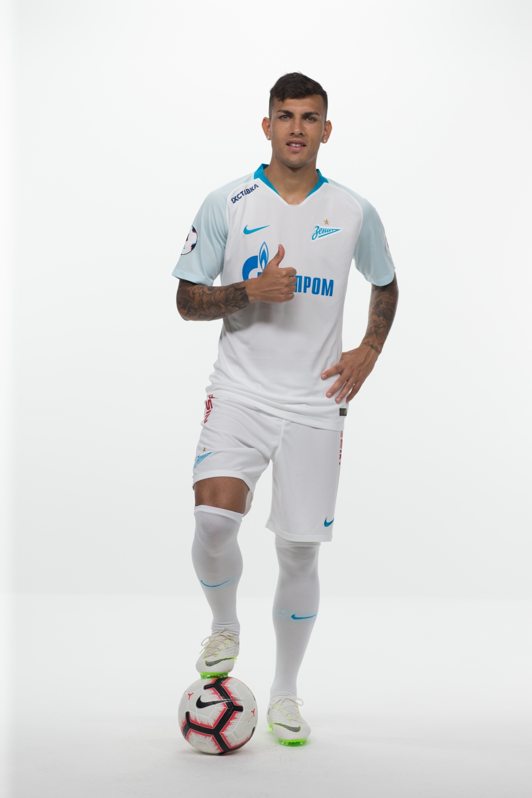 Фотосессия футболистов и тренеров основного состава ФК «Зенит» сезона 2018/19