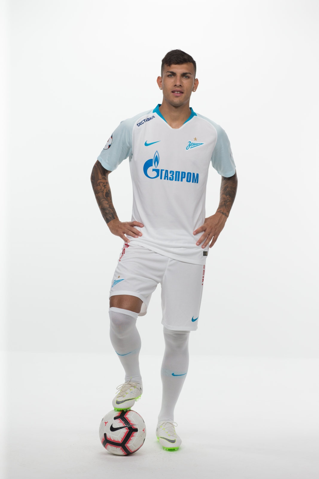 Фотосессия футболистов и тренеров основного состава ФК «Зенит» сезона 2018/19