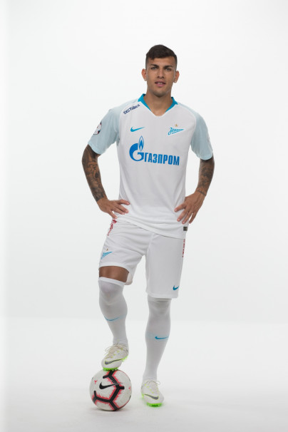 Фотосессия футболистов и тренеров основного состава ФК «Зенит» сезона 2018/19