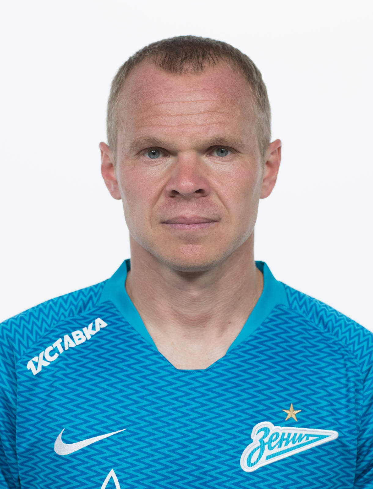 Фотосессия футболистов и тренеров основного состава ФК «Зенит» сезона 2018/19