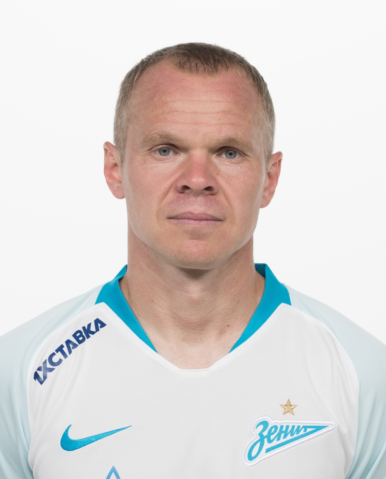 Фотосессия футболистов и тренеров основного состава ФК «Зенит» сезона 2018/19