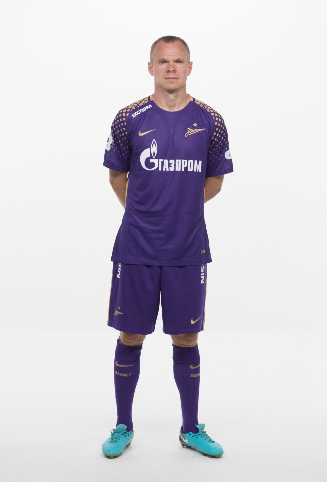 Фотосессия футболистов и тренеров основного состава ФК «Зенит» сезона 2018/19