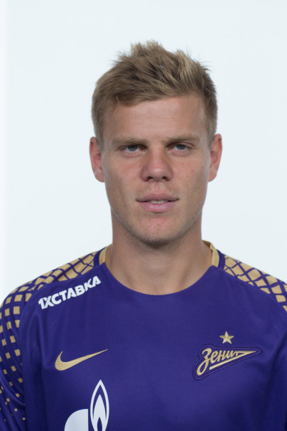 Фотосессия футболистов и тренеров основного состава ФК «Зенит» сезона 2018/19