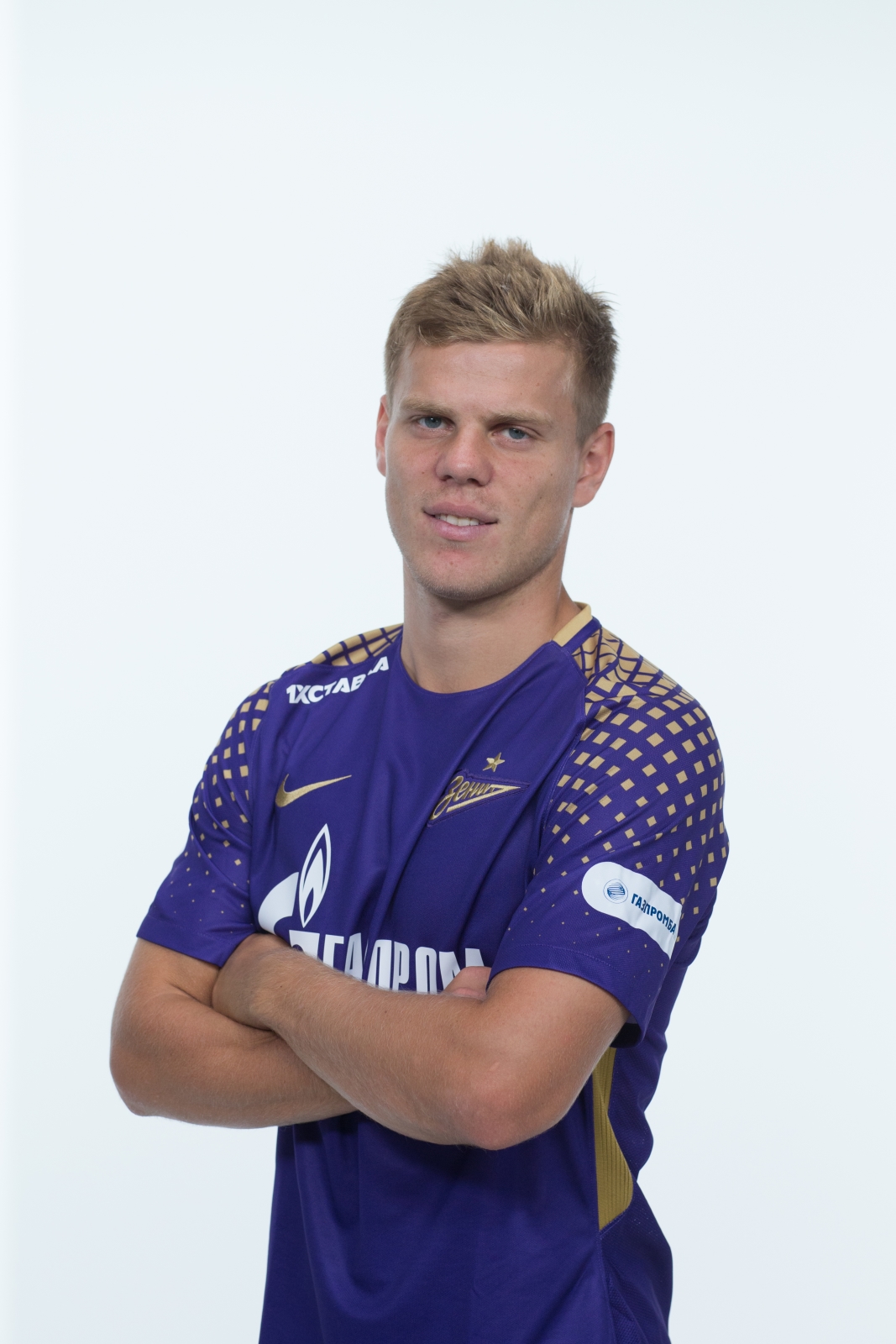 Фотосессия футболистов и тренеров основного состава ФК «Зенит» сезона 2018/19