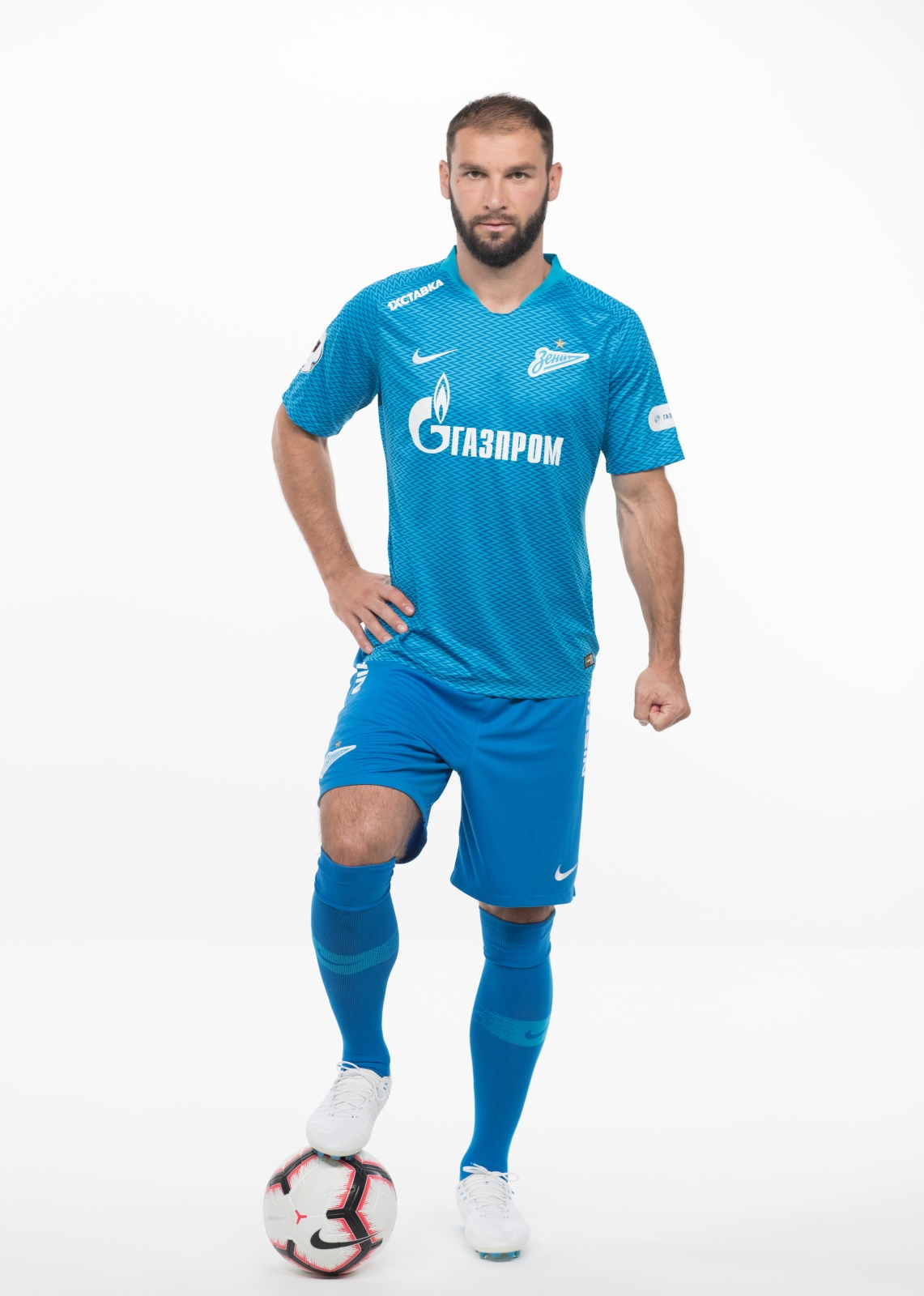 Фотосессия футболистов и тренеров основного состава ФК «Зенит» сезона 2018/19