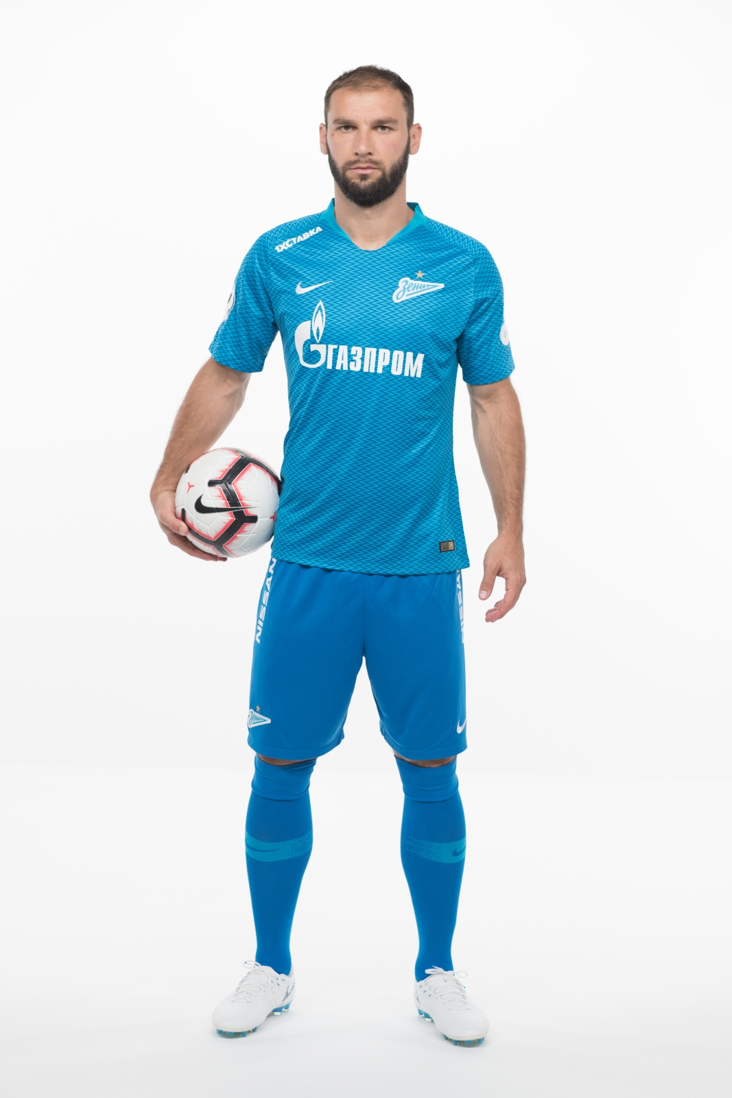 Фотосессия футболистов и тренеров основного состава ФК «Зенит» сезона 2018/19