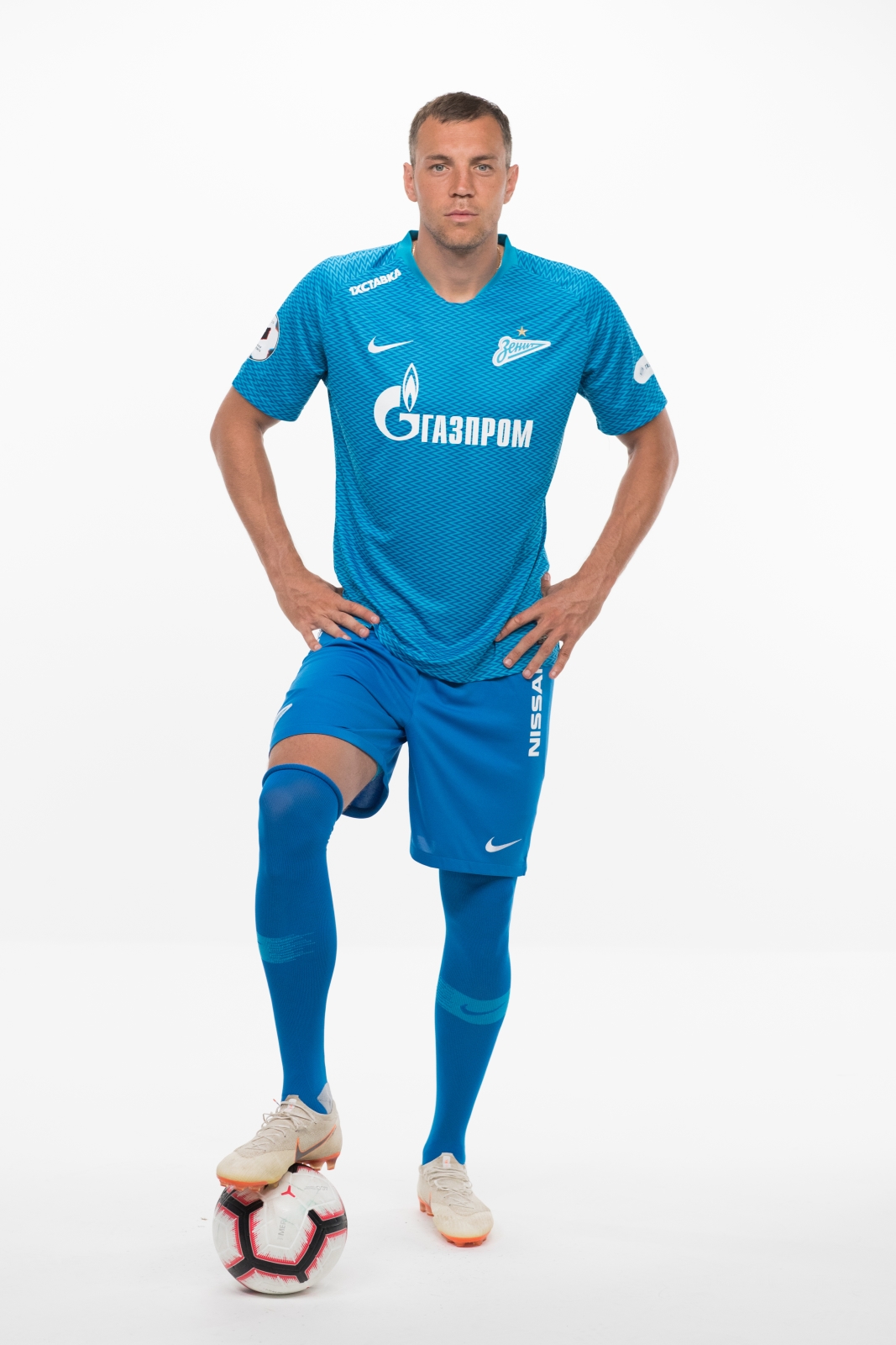 Фотосессия футболистов и тренеров основного состава ФК «Зенит» сезона 2018/19