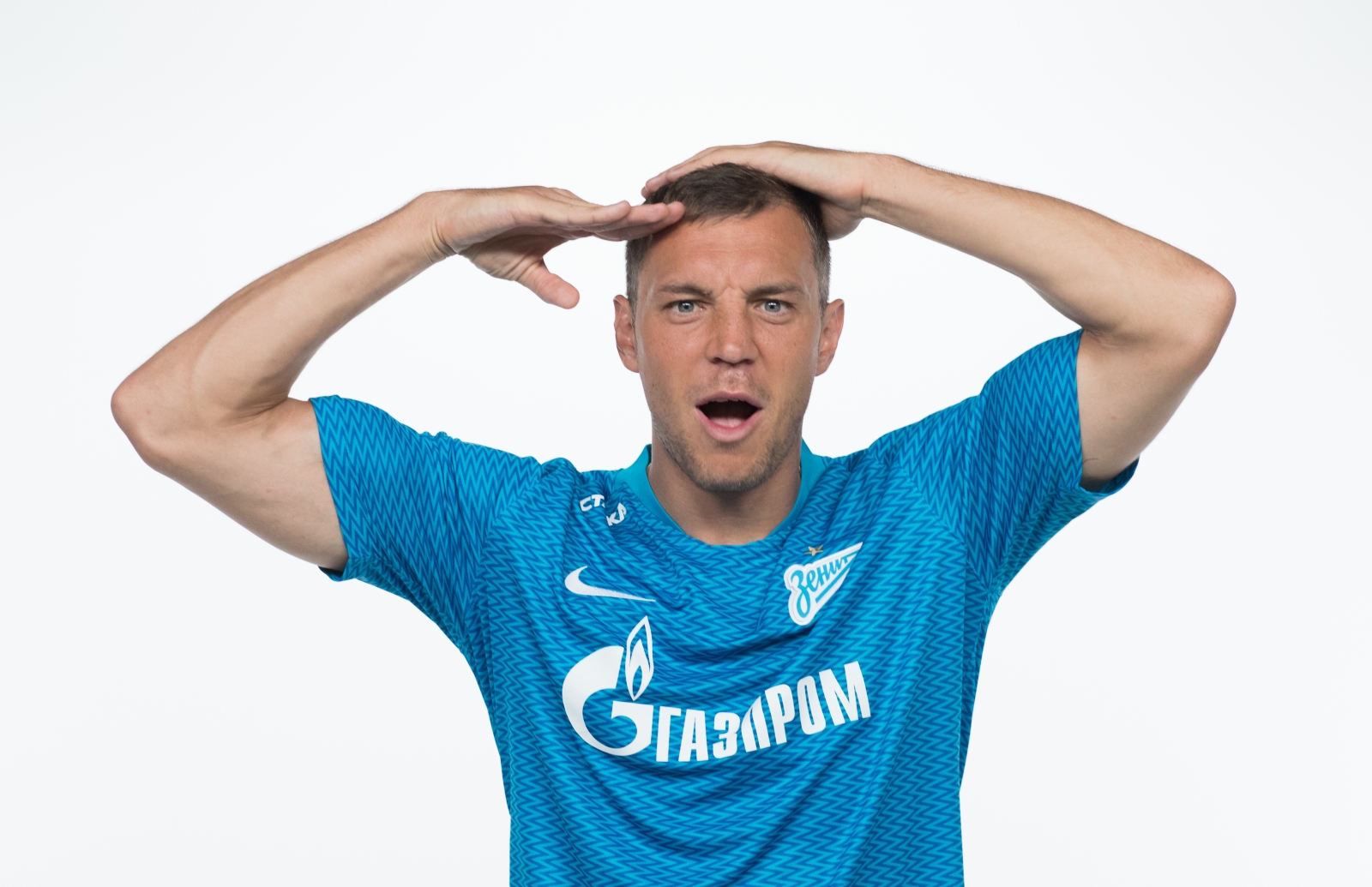 Фотосессия футболистов и тренеров основного состава ФК «Зенит» сезона 2018/19