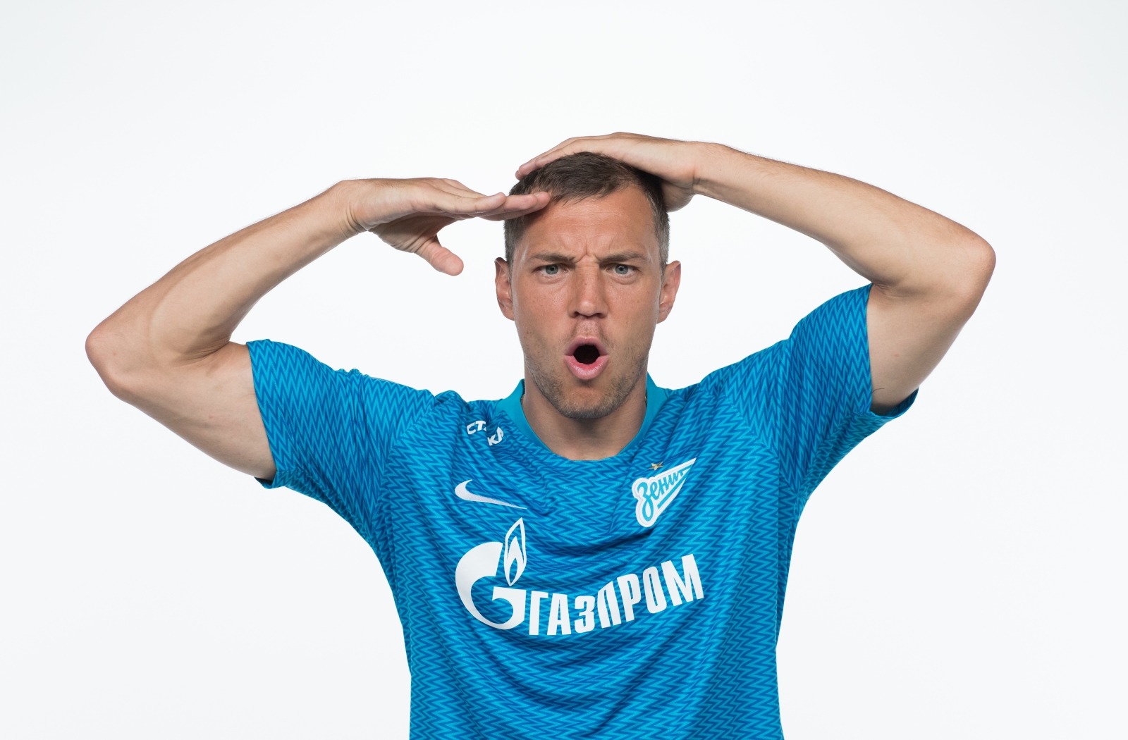 Фотосессия футболистов и тренеров основного состава ФК «Зенит» сезона 2018/19