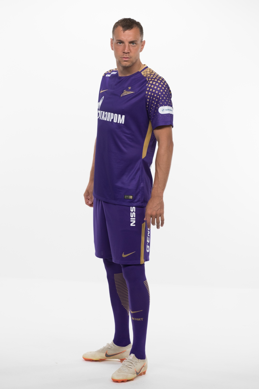 Фотосессия футболистов и тренеров основного состава ФК «Зенит» сезона 2018/19