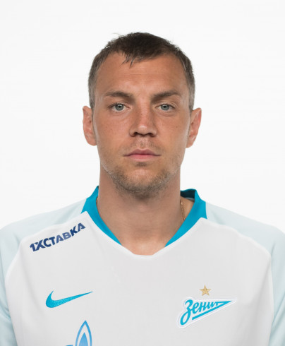 Фотосессия футболистов и тренеров основного состава ФК «Зенит» сезона 2018/19